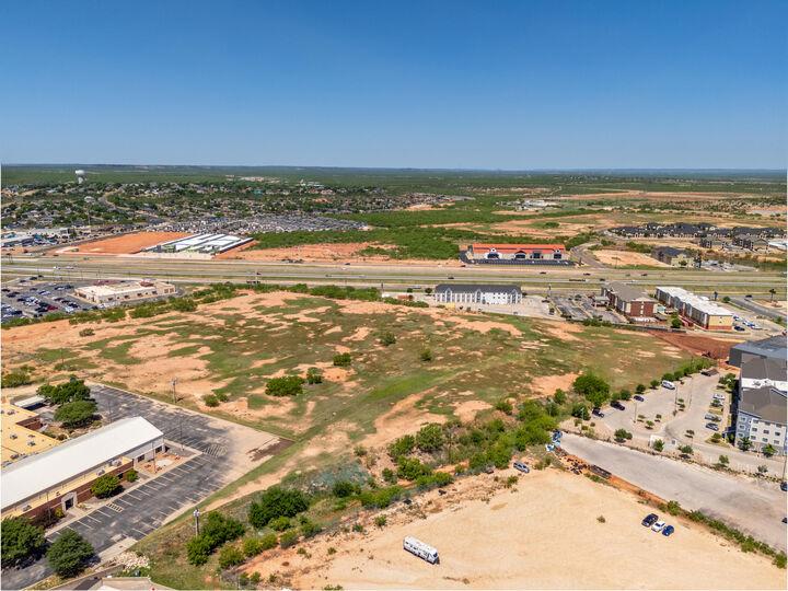 Property Photo:  4751 W Houston Harte Expressway  TX 76909 