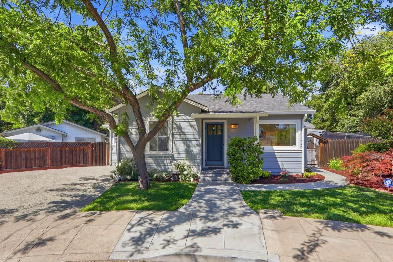 Property Photo: 918 Chabrant Way CA 95125