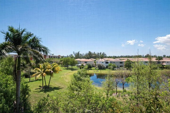 Property Photo:  900 NE 195th St 414  FL 33179 