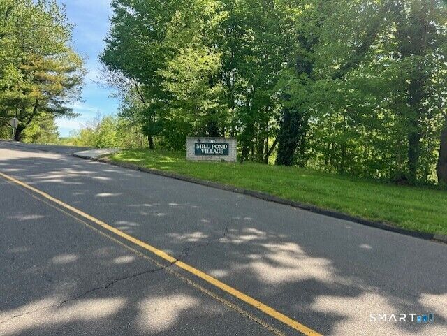 Property Photo:  175 Mill Pond Road 212  CT 06514 