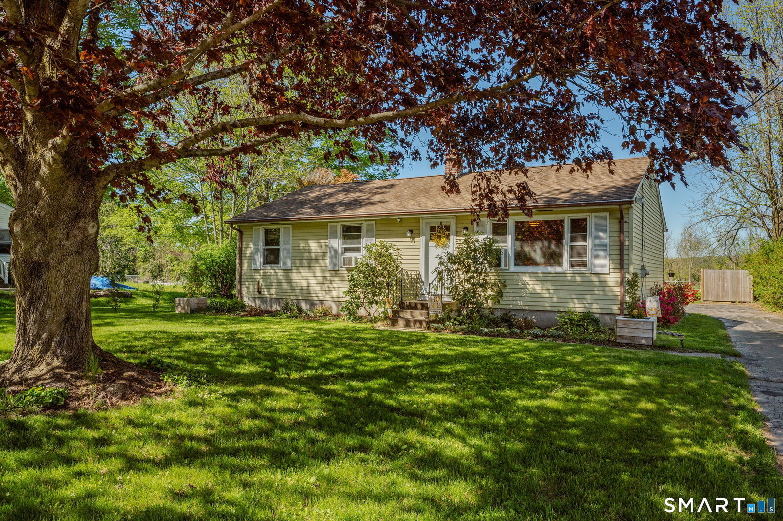 Property Photo:  137 Fitchville Road  CT 06334 