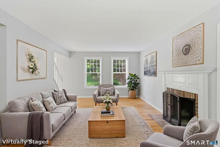 Property Photo:  21 Greenwood Road  CT 06060 