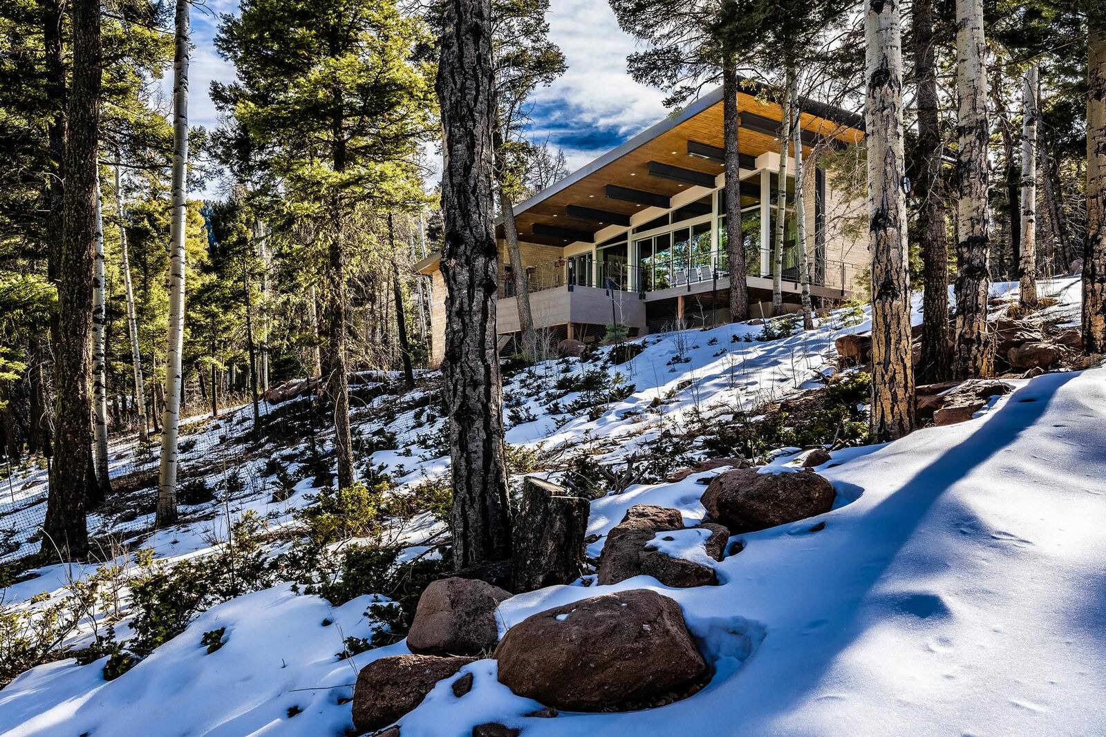Property Photo: 332 Back Basin Rd NM 87710