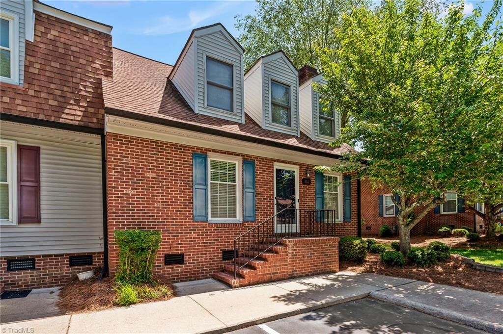 Property Photo:  332 Wynnewood Drive  NC 27263 