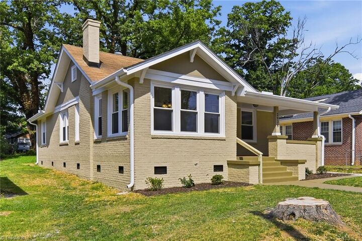 Property Photo:  2928 Patterson Avenue  NC 27105 