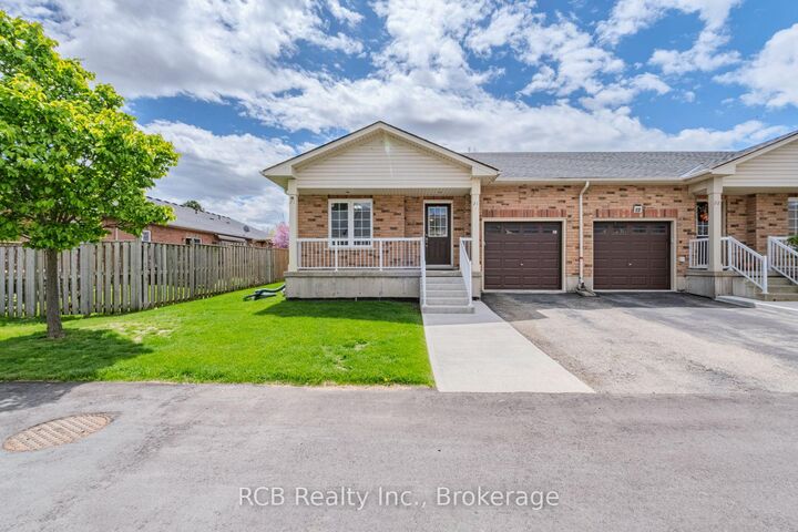 54 Garden Avenue 21 — photo 1
