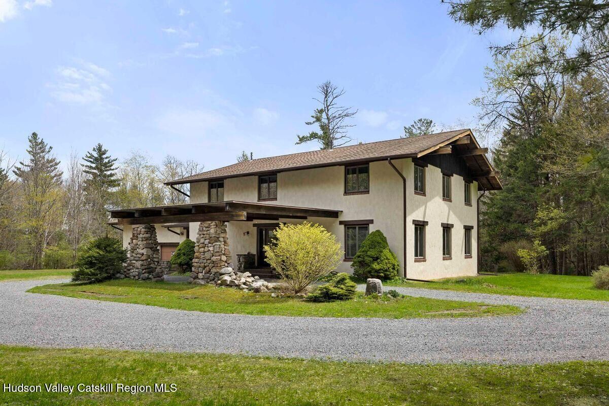 Property Photo:  6424 Ny-23A  NY 12442 