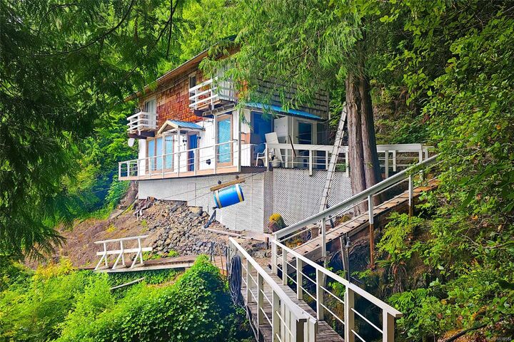 Property Photo:  1 Seekah Landing  BC V0R 1B0 
