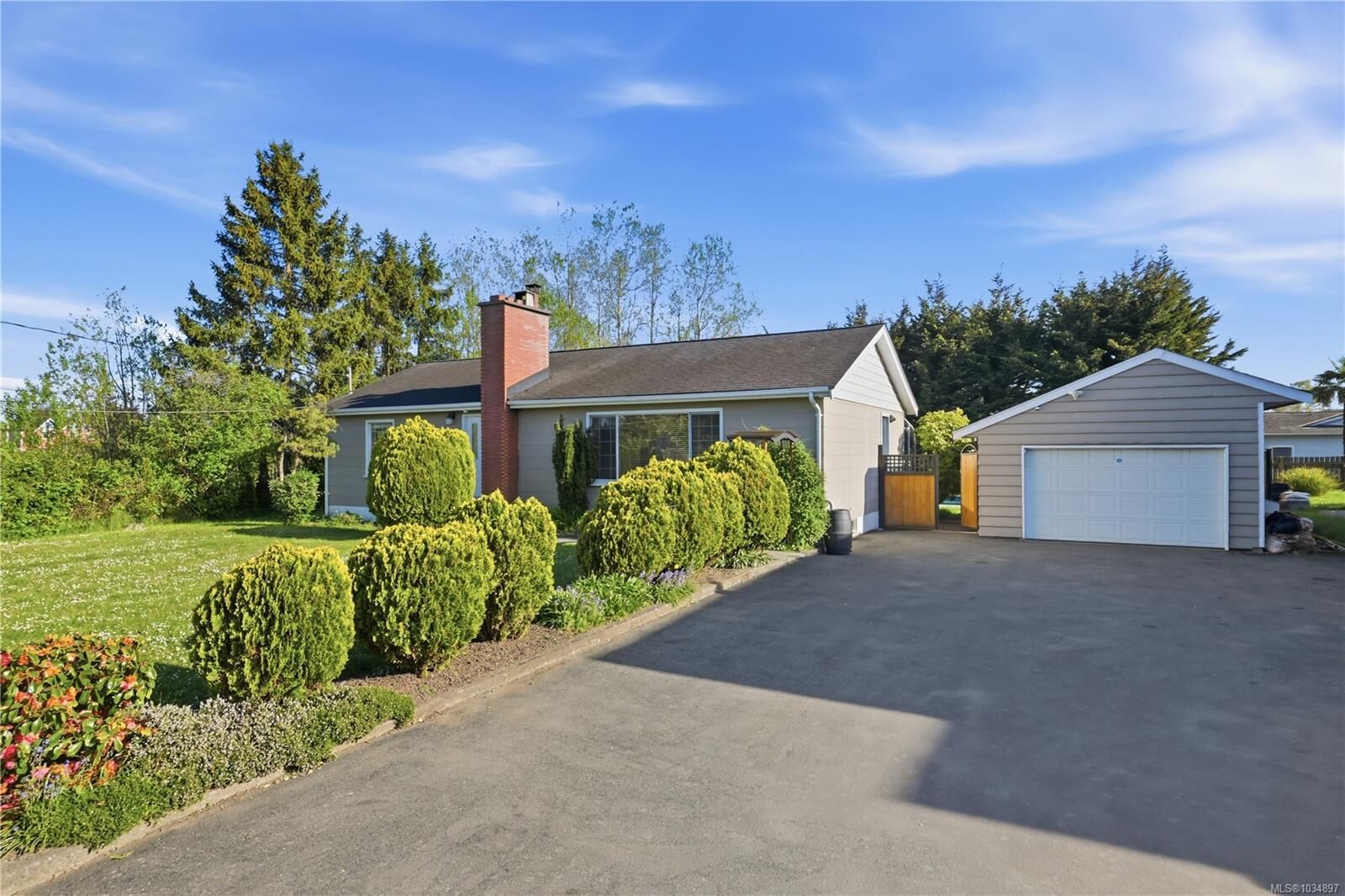 Property Photo:  2153 James White Blvd  BC V8L 1Y9 
