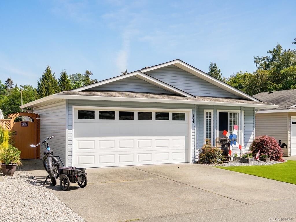 Property Photo:  7570 Tetayut Rd 104  BC V8M 2H4 