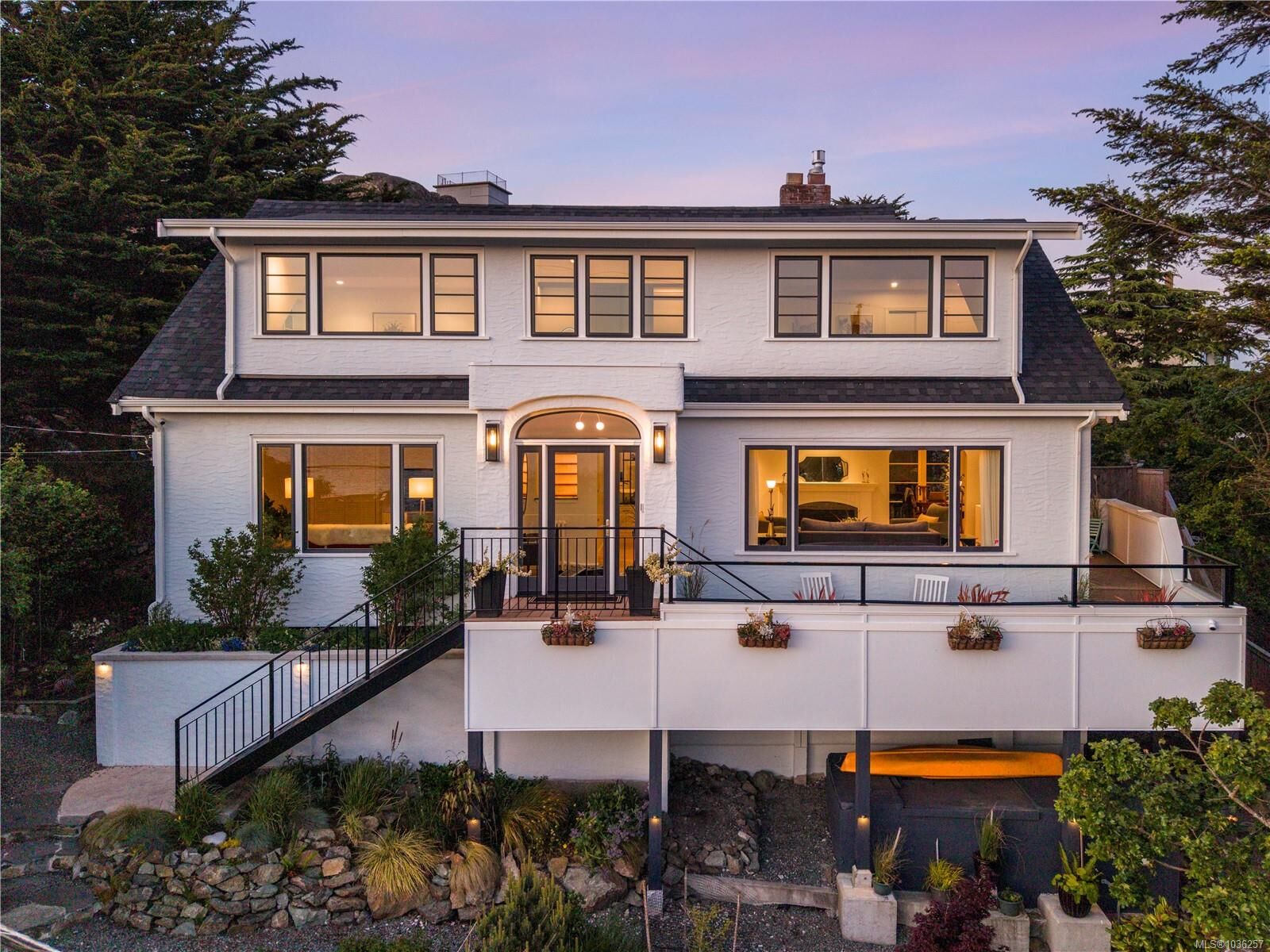 Property Photo:  100 King George Terr  BC V8S 2J9 