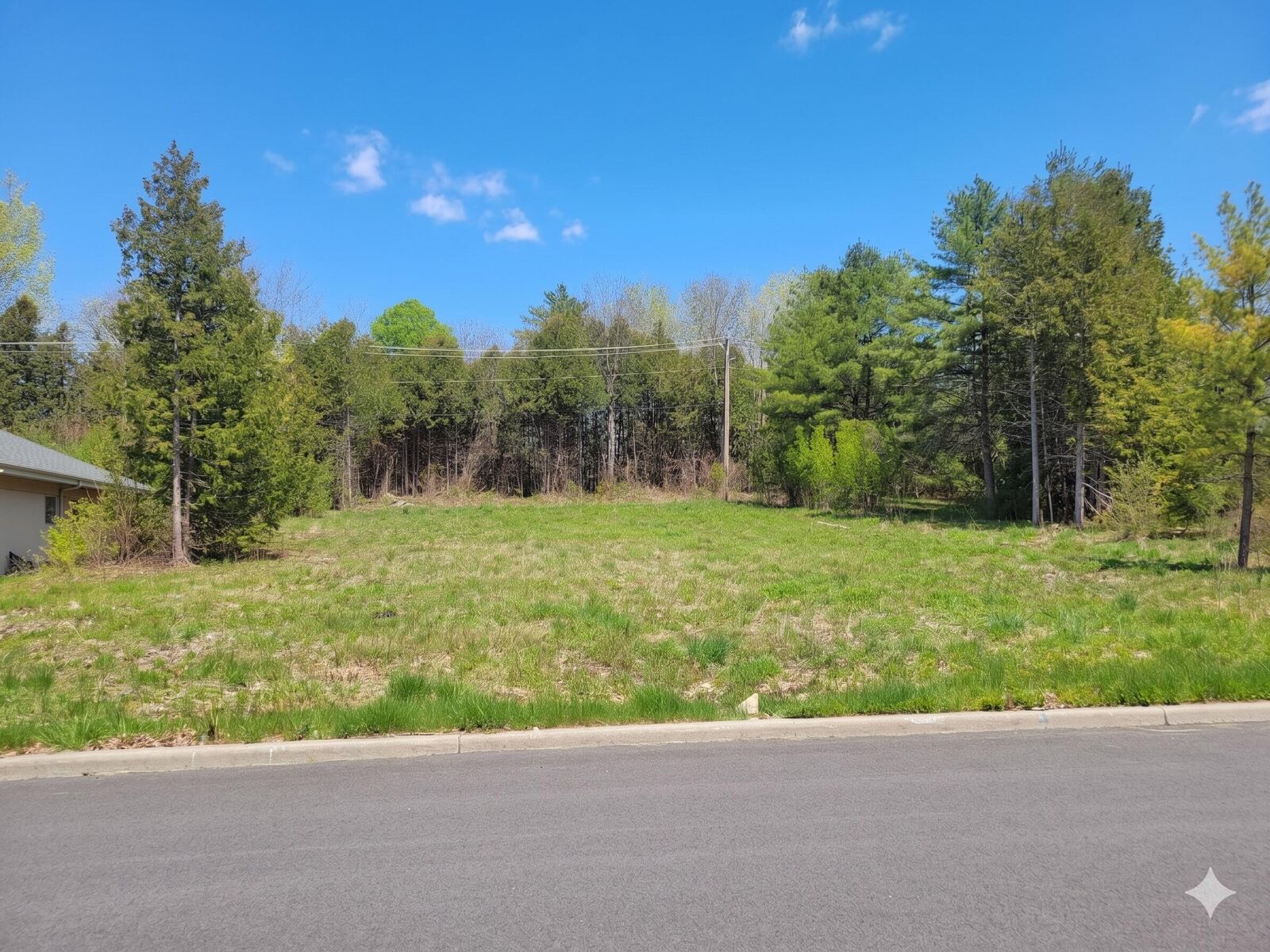 Property Photo:  8 Jerry Drive  NY 12901 
