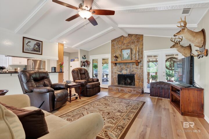 Property Photo: 9073 Howells Ferry Road AL 36575