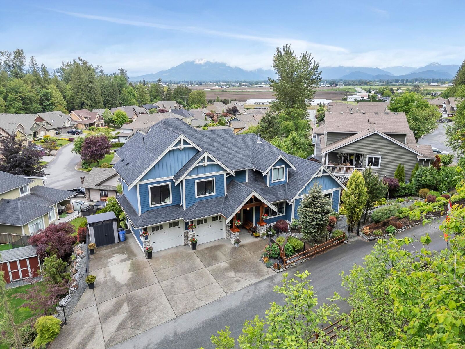 Property Photo: 7854 Brookwood Place 10 BC V4Z 0A1