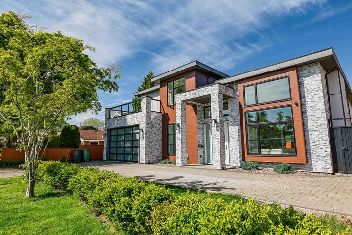 8511 Sierpina Drive — photo 1