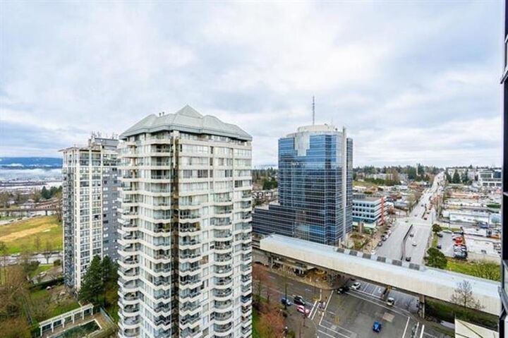 Property Photo: 13380 108 Avenue 2009 BC V3T 0E7