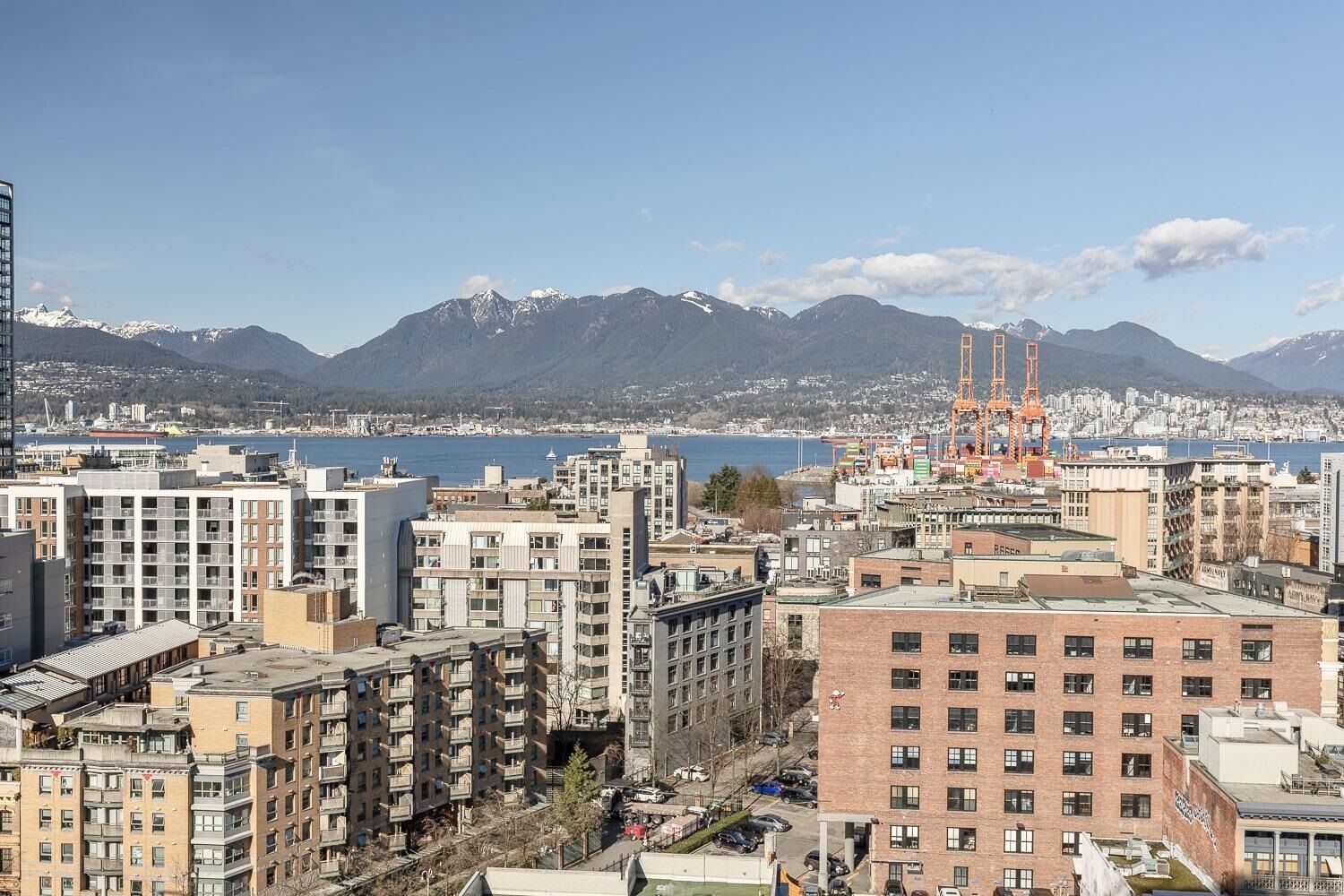 Property Photo:  550 Taylor Street 1905  BC V6B 1R1 