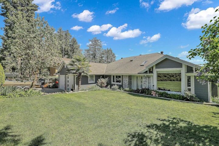 Property Photo: 7811 Redrooffs Road BC V0N 1Y1