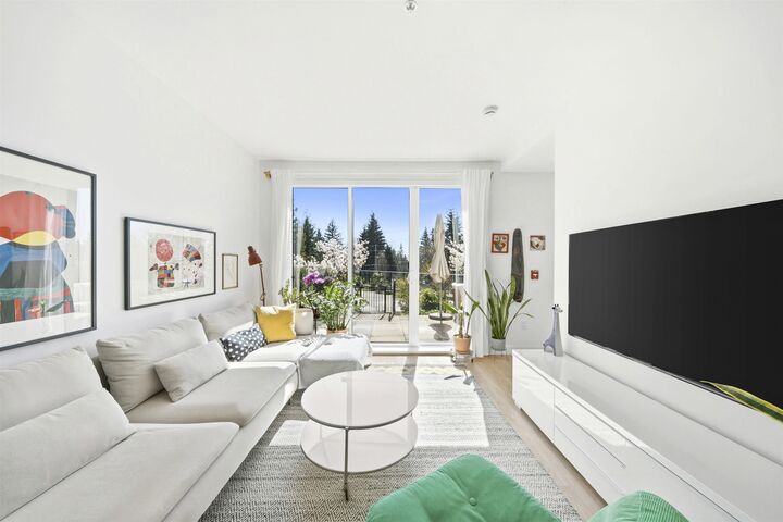 9888 University Crescent 209 — photo 1