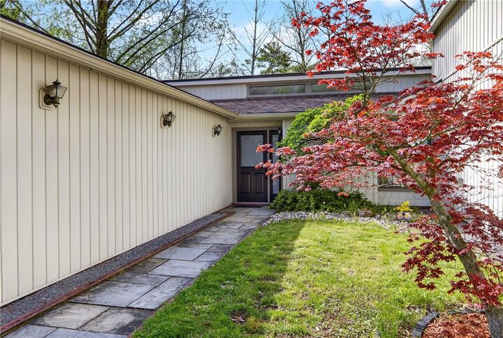 Property Photo:  311 Saint Catherines Circle  NY 14850 