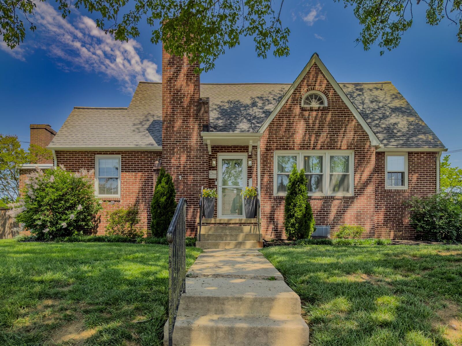 Property Photo: 1 W 14th Street MD 21701
