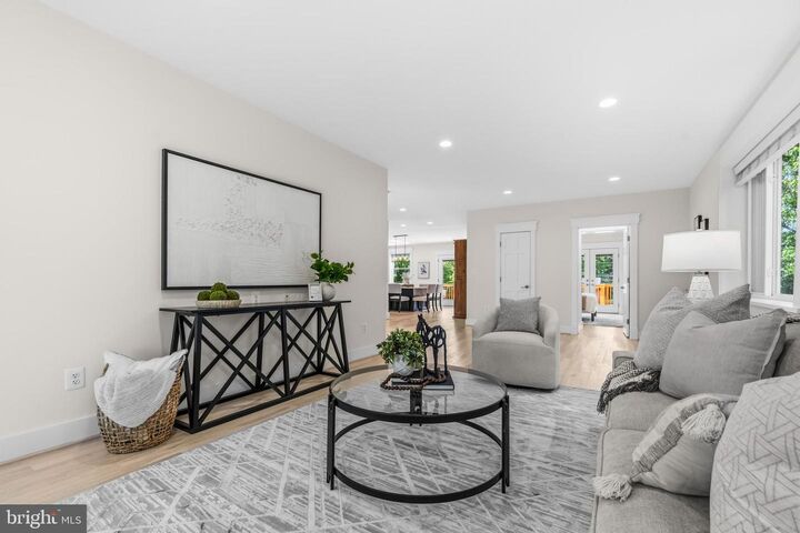Property Photo:  1608 Kearny Street NE  DC 20018 