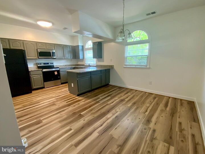 Property Photo:  205 Heather Court  MD 20646 
