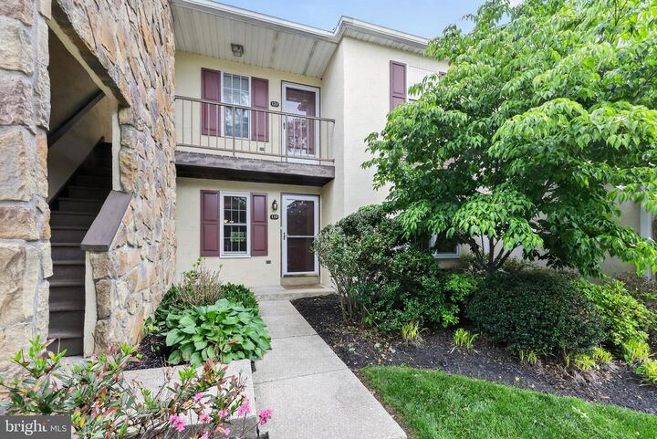 Property Photo: 119 Valley Stream Circle 119B PA 19087