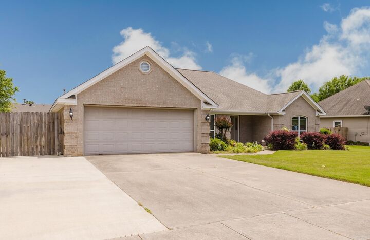 Property Photo:  3622 Heritage Farm Road  AR 72015 