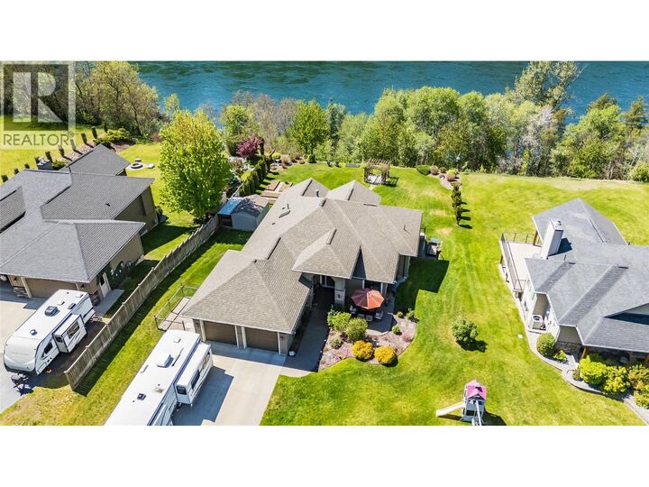 Property Photo:  943 Riverview Place Other  BC V1N 4L1 