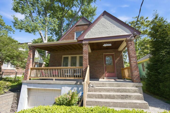 Property Photo:  3024 Mapleleaf Avenue  OH 45213 