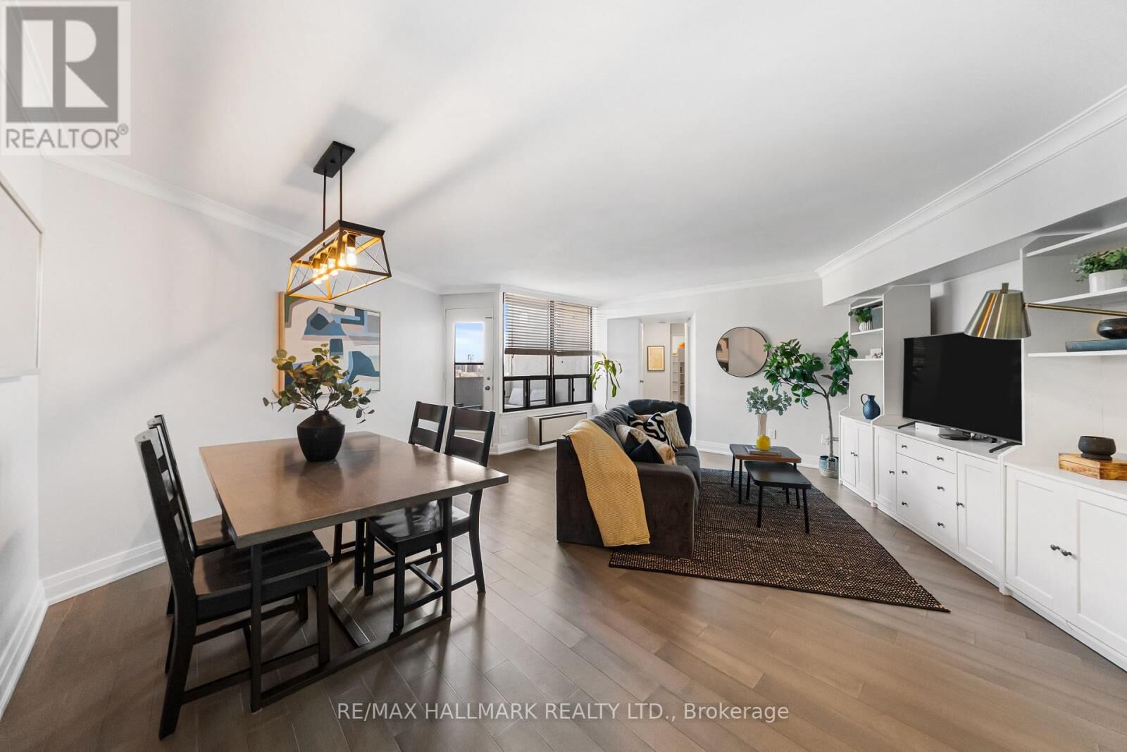 Property Photo:  296 Mill Road Ph1  ON M9C 4X8 