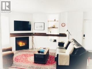 Property Photo:  48 Pine Street  ON L9Y 2N7 