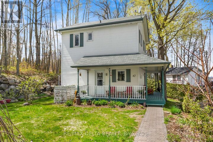 Property Photo:  3435 Old Highway 17 Road 42  ON K4K 1W1 