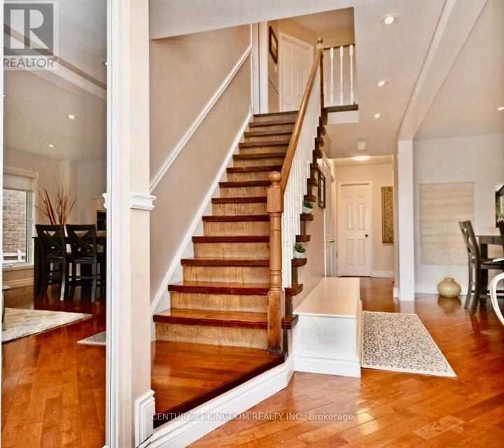 Property Photo:  78 Floribunda Crescent Main  ON L6T 4S2 