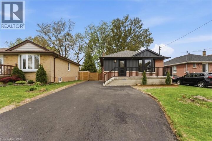 Property Photo:  374 East 13th Street  ON L9A 4A1 