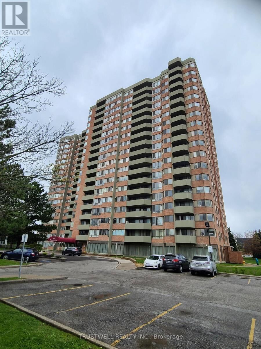 Property Photo:  30 Thunder Grove 1010  ON M1V 4A3 