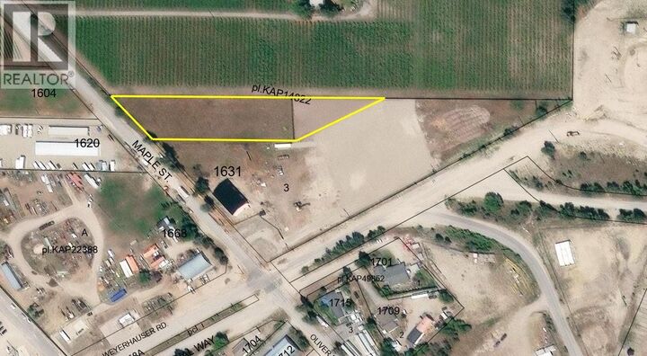 Property Photo:  1631 Maple Street  BC V0H 1R0 