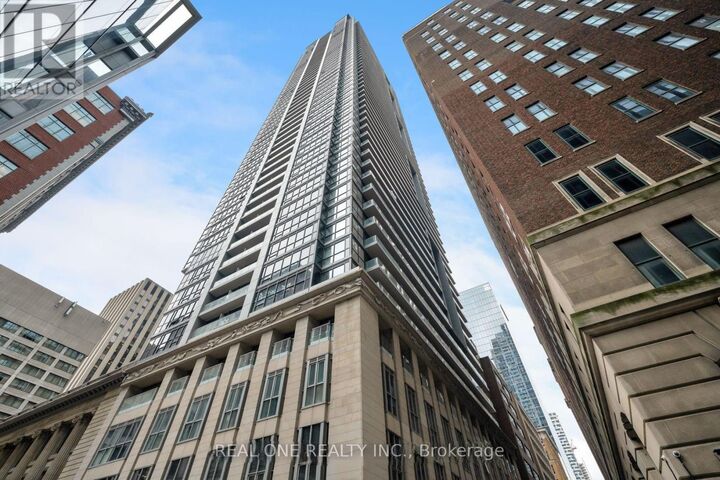 Property Photo:  70 Temperance Street 4317  ON M5H 0B1 