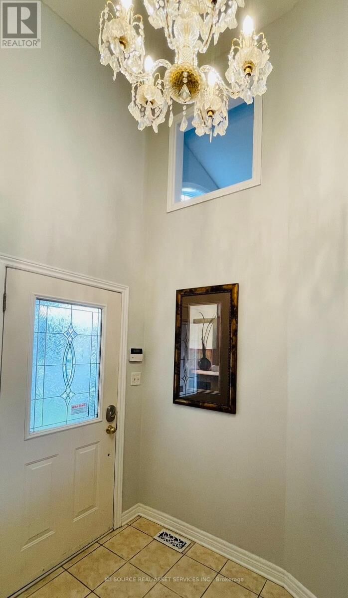Property Photo:  7153 Kelly Drive Main Fl  ON L2H 3K1 