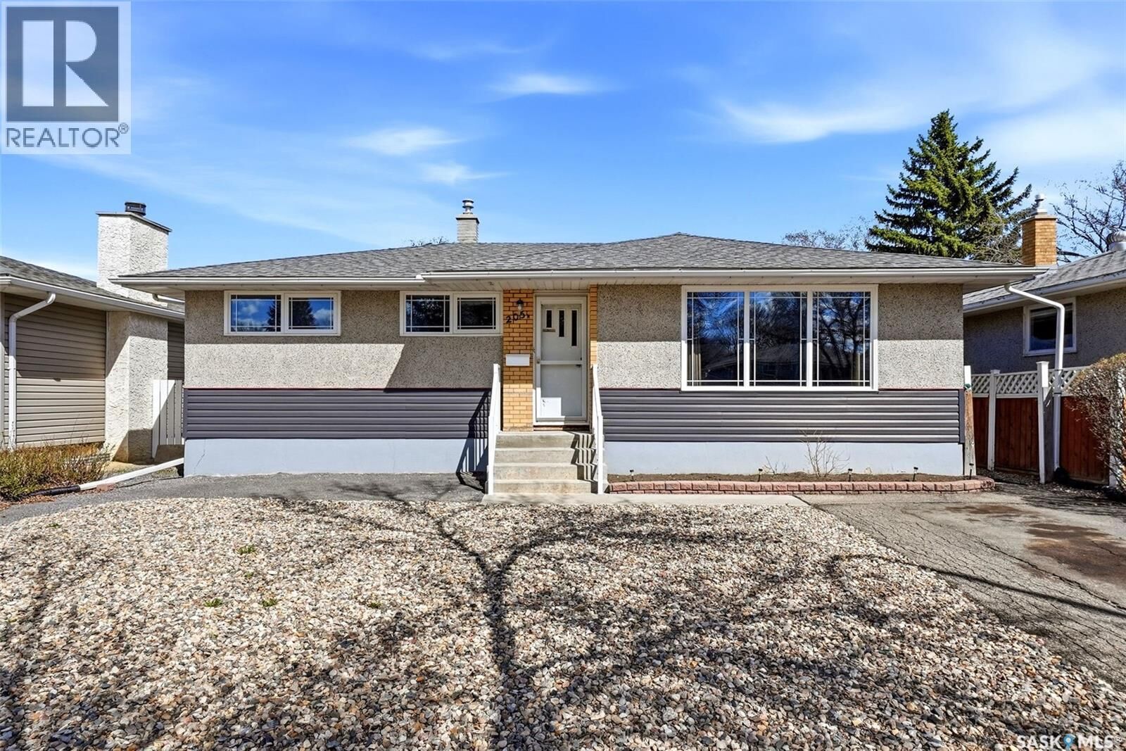 Property Photo:  205 Argyle Street N  SK S4R 4C7 