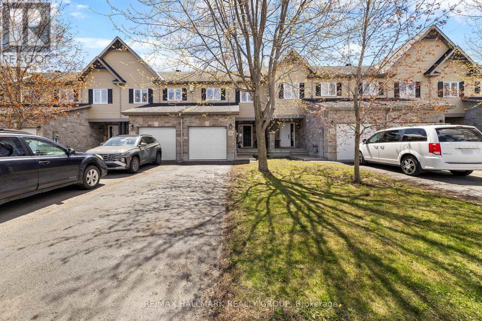 Property Photo:  25 Nathalie Street  ON K4K 0J3 