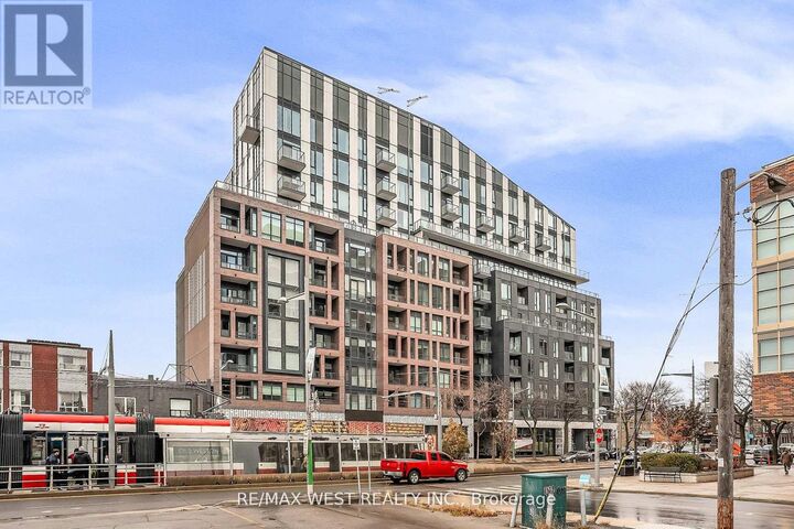 Property Photo:  1808 St. Clair Avenue West 617  ON M6N 0C1 