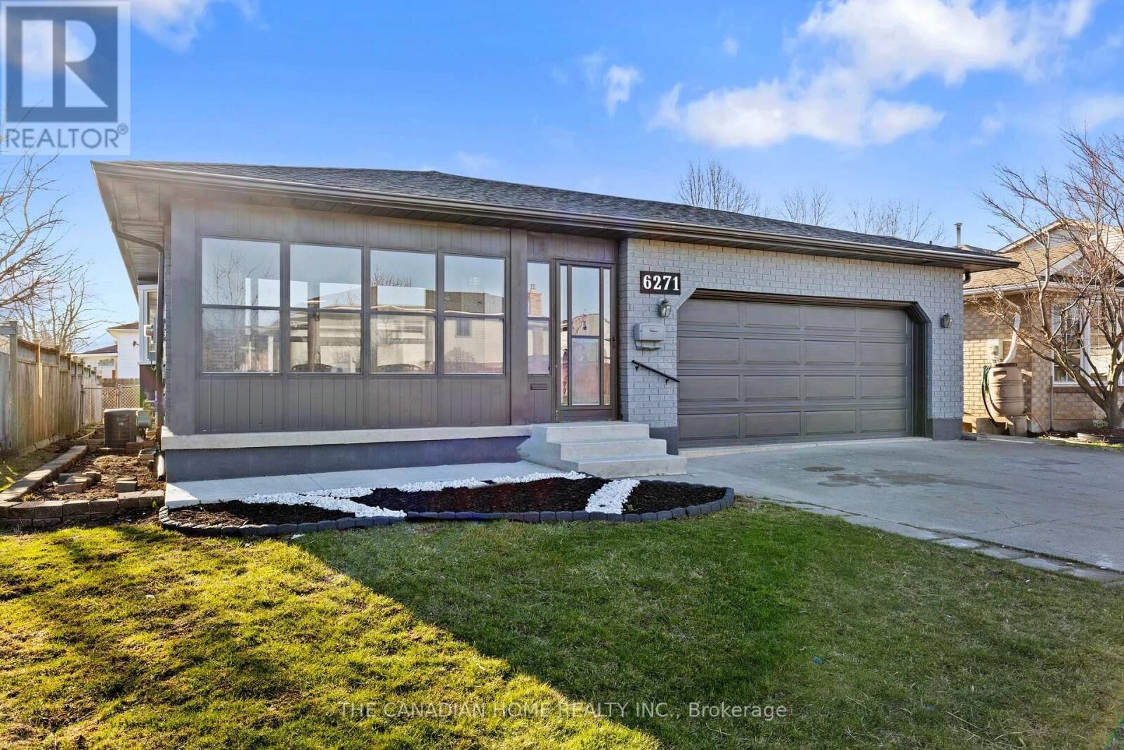 Property Photo:  6271 Sherri Avenue West  ON L2H 2W7 