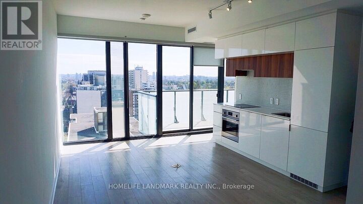 Property Photo:  185 Roehampton Avenue 1306  ON M4P 0C6 