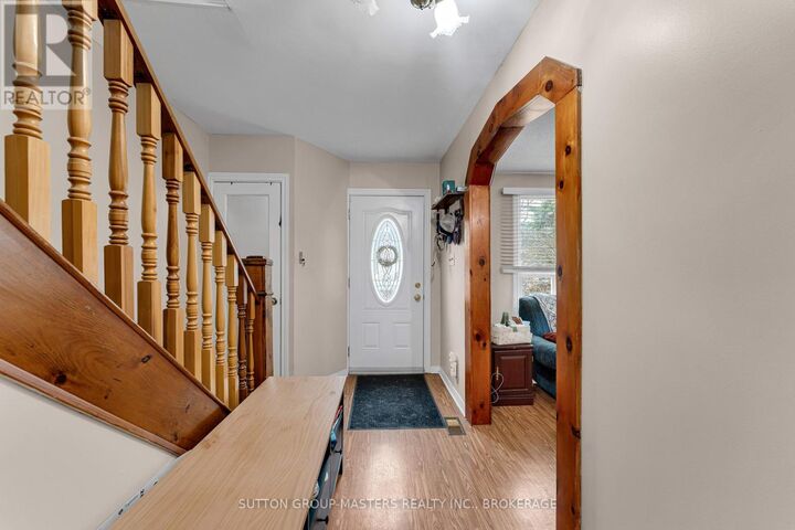 Property Photo:  17 N Bartlett Street  ON K7K 1X6 