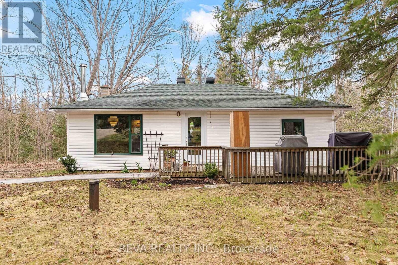 Property Photo:  33225 Highway 62 North  ON K0L 2S0 