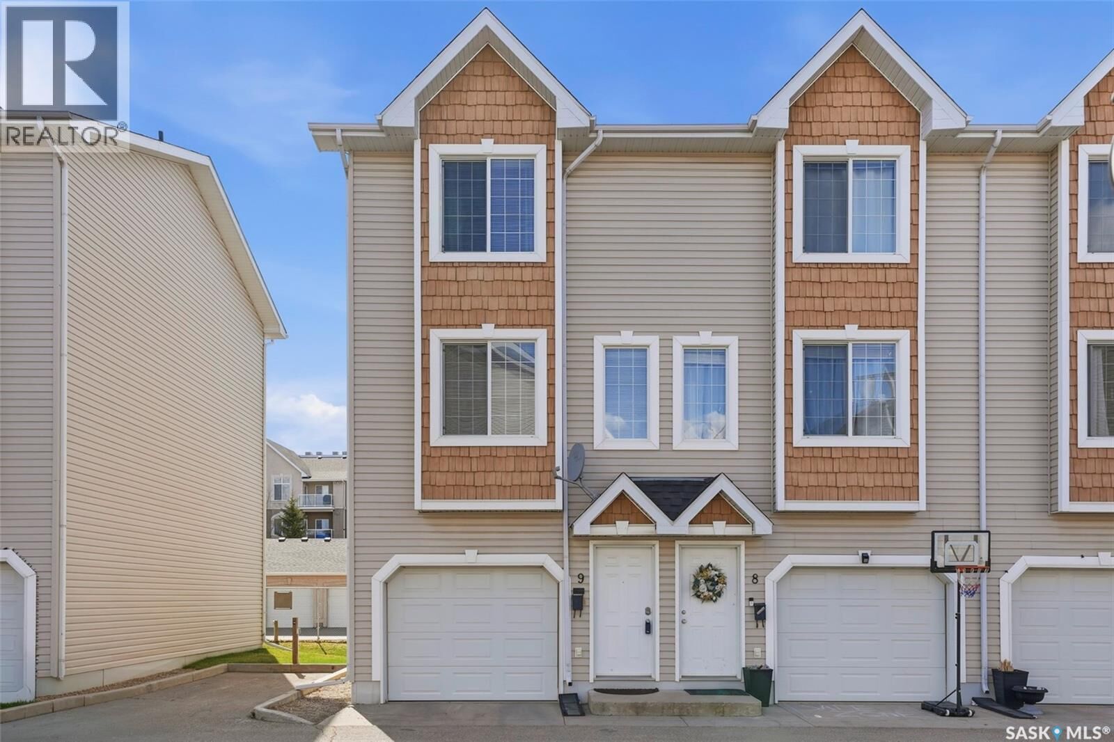 Property Photo:  9 243 Herold Terrace  SK S7V 1J5 