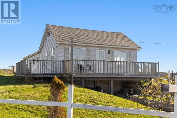 Property Photo:  10 Terence Bay Wharf Road  NS B3T 1Y3 
