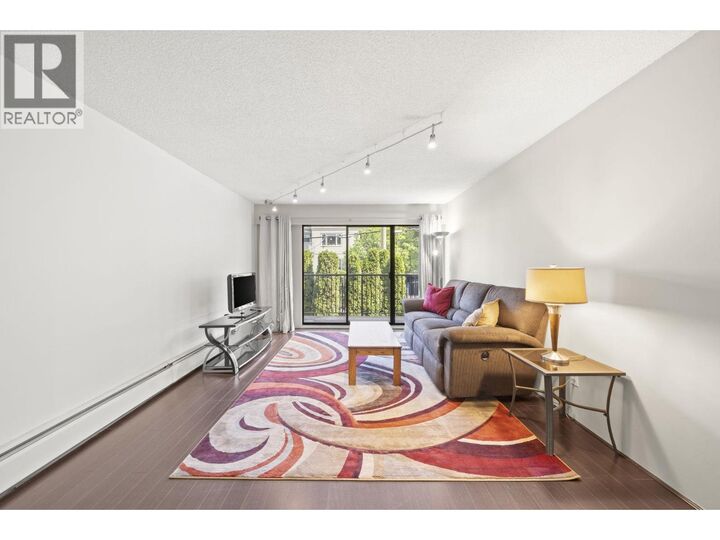 Property Photo:  1585 East 4th Avenue 205  BC V5N 1J9 